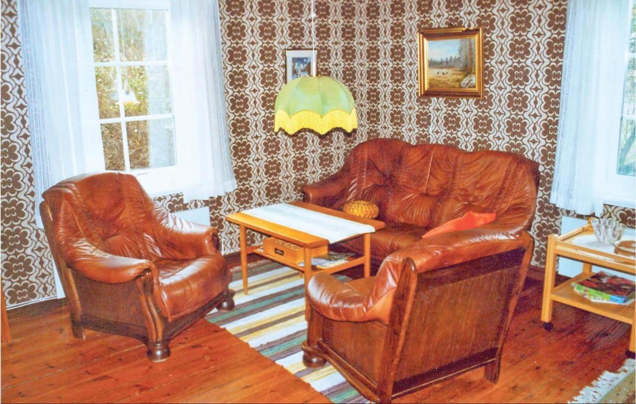 3 Bedroom Beautiful Home In Kristdala Malghult エクステリア 写真